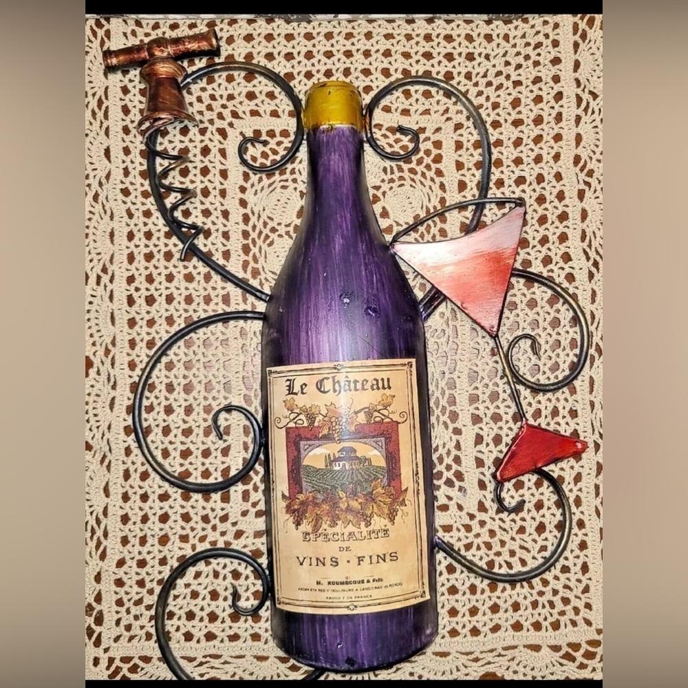 Vintage 3D Medal Wine Kitchen Wall Bar Decor Wine Bottle,Glass,Corkscrew Cottage